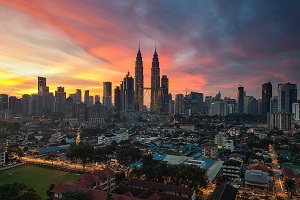 سفر اقساطی به مالزی